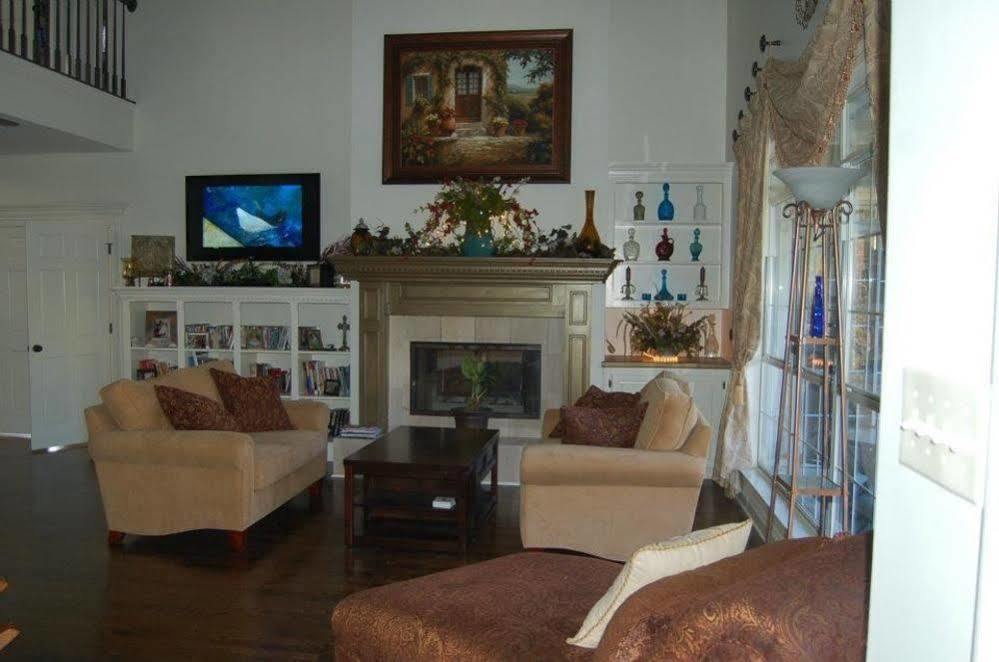 Tux Creek Inn Билокси Екстериор снимка